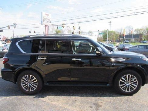 Used 2021 Nissan Armada SL image 8