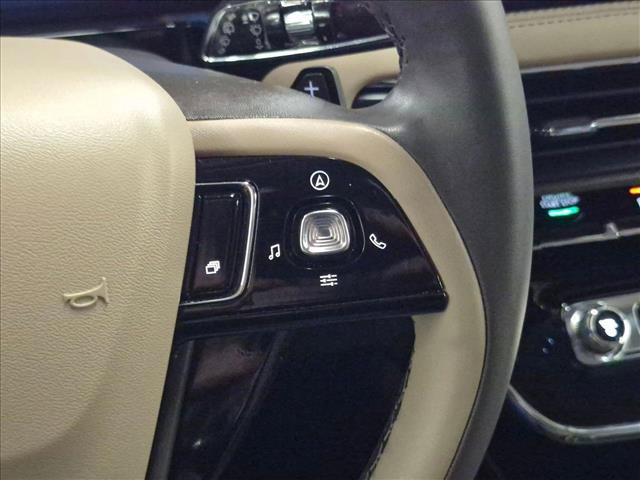 Used 2023 Lincoln Corsair FWD image 13
