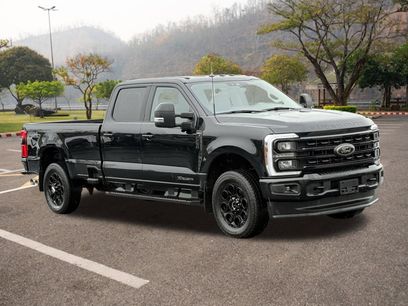 Used 2024 Ford F250 Lariat w/ Black Appearance Package