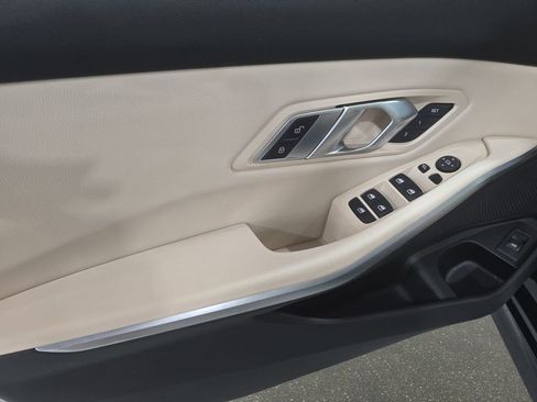 Used 2019 BMW 330i Sedan w/ Driving Assistance Package image 24