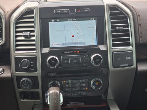 Used 2016 Ford F150 King Ranch w/ Equipment Group 601A Luxury AWD/4WD image 11