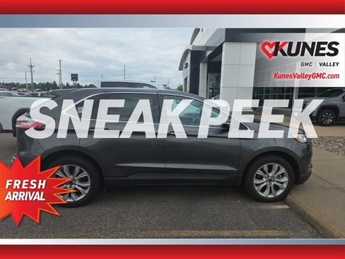 Used 2020 Ford Edge Titanium w/ Class II Trailer Tow Package AWD/4WD image 7