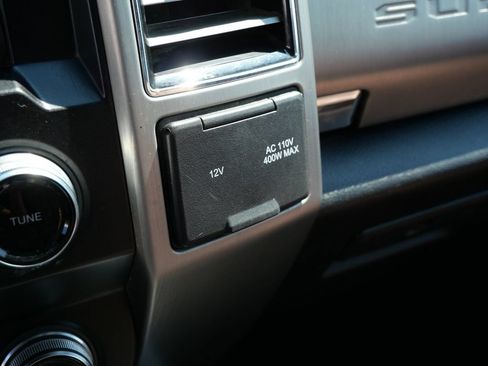Used 2020 Ford F350 Platinum AWD/4WD image 32