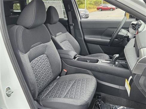 New 2026 Nissan Kicks SV image 16