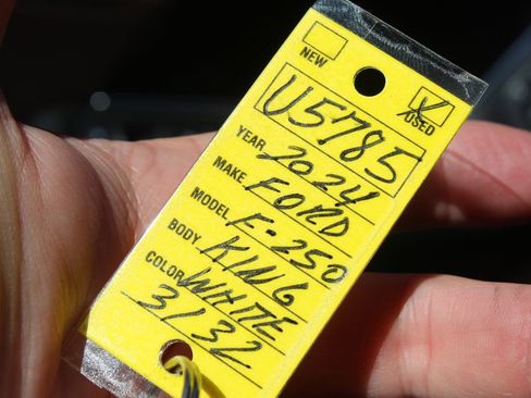 Used 2024 Ford F250 King Ranch w/ FX4 Off-Road Package image 2