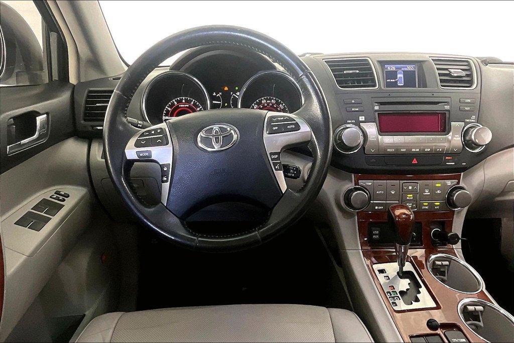 Used 2011 Toyota Highlander Limited FWD image 6