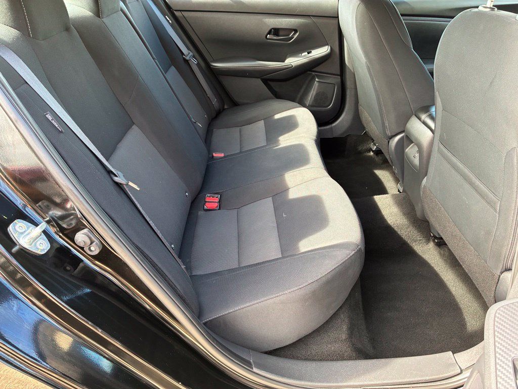 Used 2024 Nissan Sentra SV w/ All-Weather Package FWD image 17