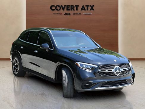 Used 2025 Mercedes-Benz GLC 300 4MATIC image 7
