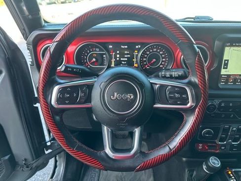 Used 2019 Jeep Wrangler Unlimited Rubicon AWD/4WD image 13