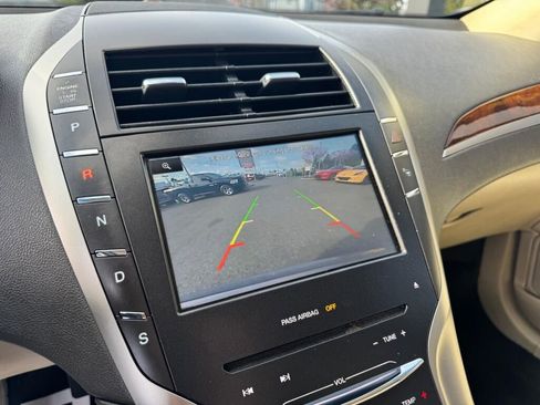 Used 2015 Lincoln MKZ w/ Equipment Group 102A Reserve image 15