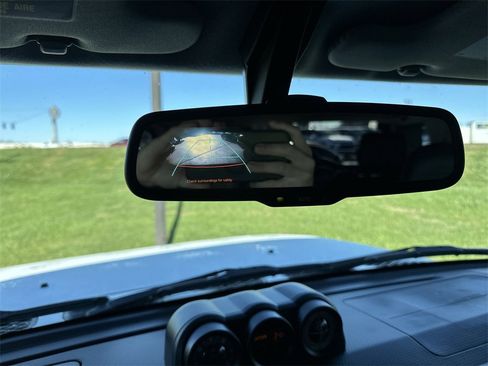 Used 2014 Toyota FJ Cruiser 4WD image 17