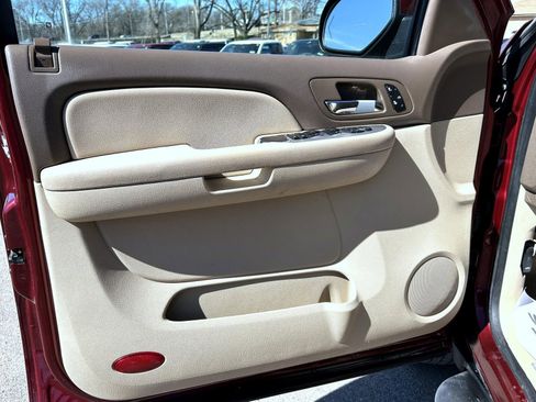 Used 2009 Chevrolet Tahoe LT w/ Luxury Package image 9