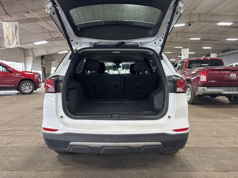Certified 2024 Chevrolet Equinox LT w/ LPO, Floor Liner Package image 5