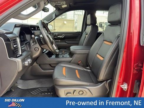 Certified 2025 GMC Sierra 1500 AT4 w/ Technology Package AWD/4WD image 17