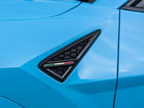 Used 2024 Lamborghini Urus S image 14