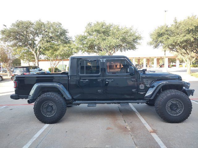 Used 2021 Jeep Gladiator Sport AWD/4WD image 2