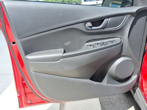 Used 2022 Hyundai Kona SEL AWD/4WD image 22