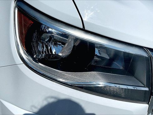 Used 2020 Chevrolet Colorado LT w/ Safety Package image 29