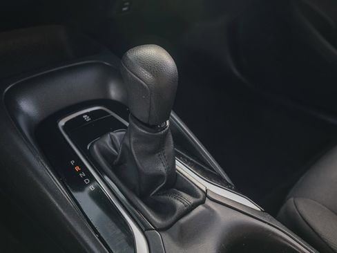 Used 2023 Toyota Corolla LE image 35