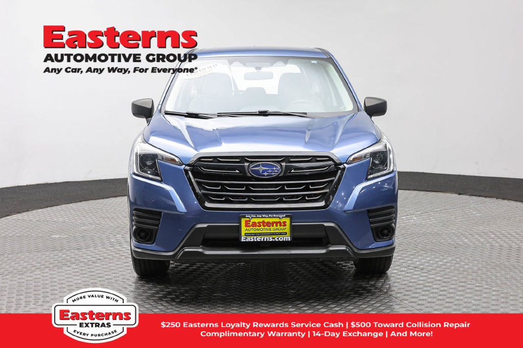 Used 2023 Subaru Forester AWD/4WD image 3