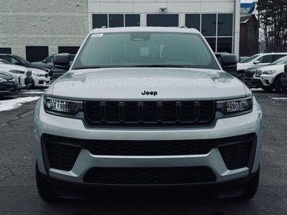 New 2026 Jeep Grand Cherokee Altitude