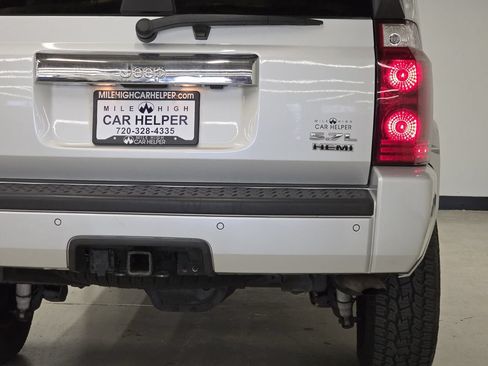 Used 2006 Jeep Commander Limited w/ Trailer Tow Group IV AWD/4WD image 49