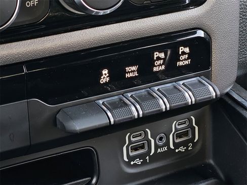 Used 2021 RAM 1500 Laramie image 20