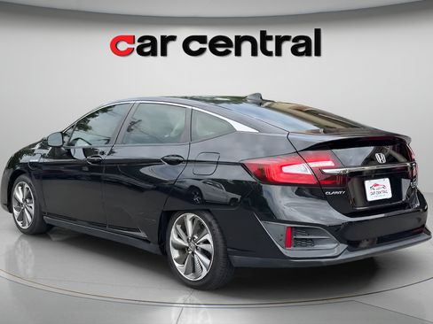Used 2018 Honda Clarity Touring image 3