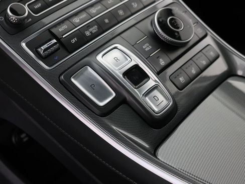 Used 2022 Hyundai Santa Fe Limited AWD/4WD image 6