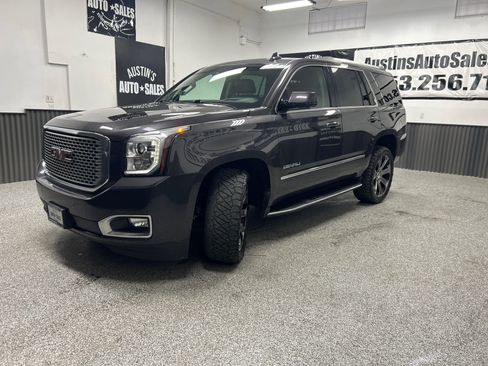 Used 2017 GMC Yukon Denali w/ Open Road Package image 2
