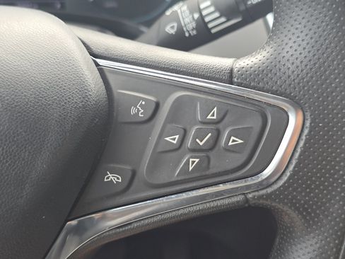 Used 2023 Chevrolet Equinox LS FWD image 29