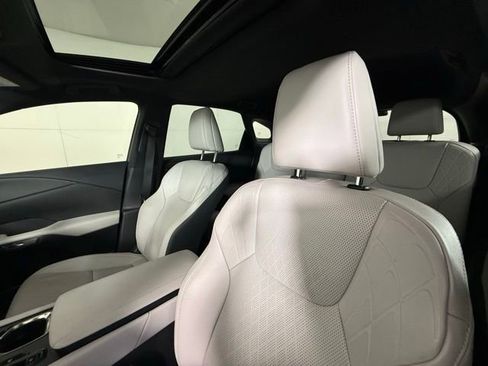 Used 2025 Lexus RX 350 w/ Convenience Package image 18