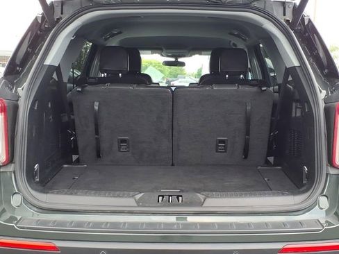 Certified 2023 Ford Explorer XLT w/ Equipment Group 202A AWD/4WD image 8