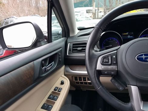 Used 2015 Subaru Outback 2.5i Limited image 18