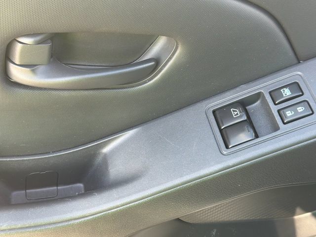 Used 2022 Nissan Frontier S w/ Technology Package RWD image 13