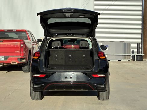 Used 2023 Buick Encore GX Select w/ Sport Touring Package image 9