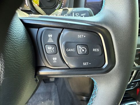 Used 2024 Jeep Wrangler Unlimited Rubicon 4xe AWD/4WD image 14