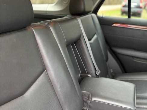 Used 2008 Cadillac SRX AWD w/ Utility Package image 32