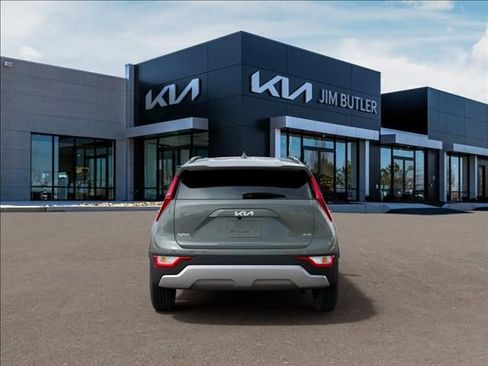 New 2026 Kia Niro EX FWD image 5