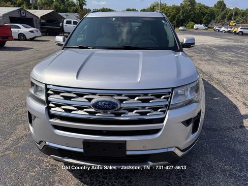 Used 2019 Ford Explorer Limited w/ Ford Safe & Smart Package AWD/4WD image 3