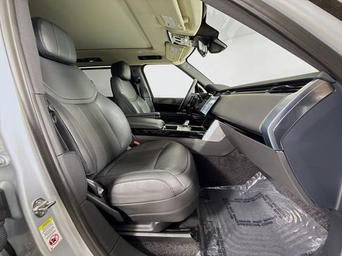 Certified 2025 Land Rover Range Rover Long Wheelbase SE AWD/4WD image 30