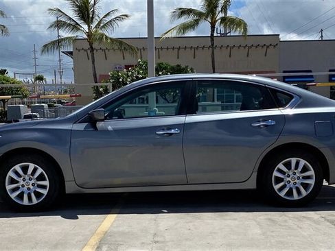 Used 2015 Nissan Altima 2.5 S w/ Power Driver Seat Package FWD image 7