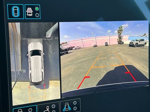 New 2026 GMC Yukon XL AT4 image 20