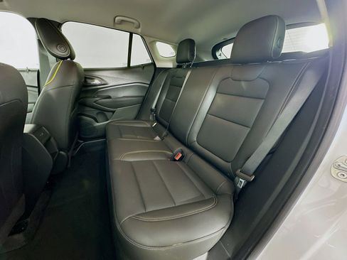 Used 2024 Chevrolet Trax ACTIV w/ Driver Confidence Package image 24