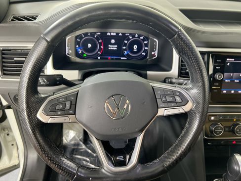 Used 2022 Volkswagen Atlas Cross Sport SEL Premium R-Line image 11