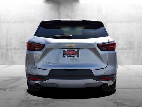 Used 2025 Chevrolet Blazer LT AWD/4WD image 6