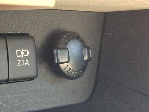 Used 2017 Toyota Highlander Limited Platinum AWD/4WD image 25