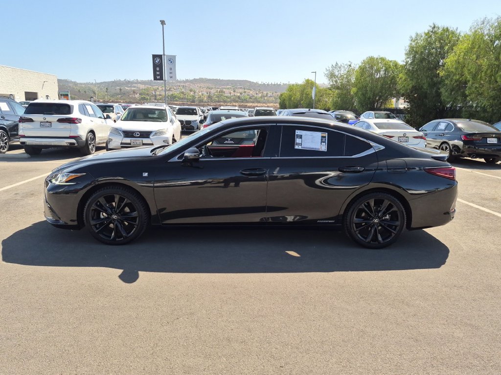 Used 2022 Lexus ES 300h F Sport w/ Accessory Package 2 FWD image 5