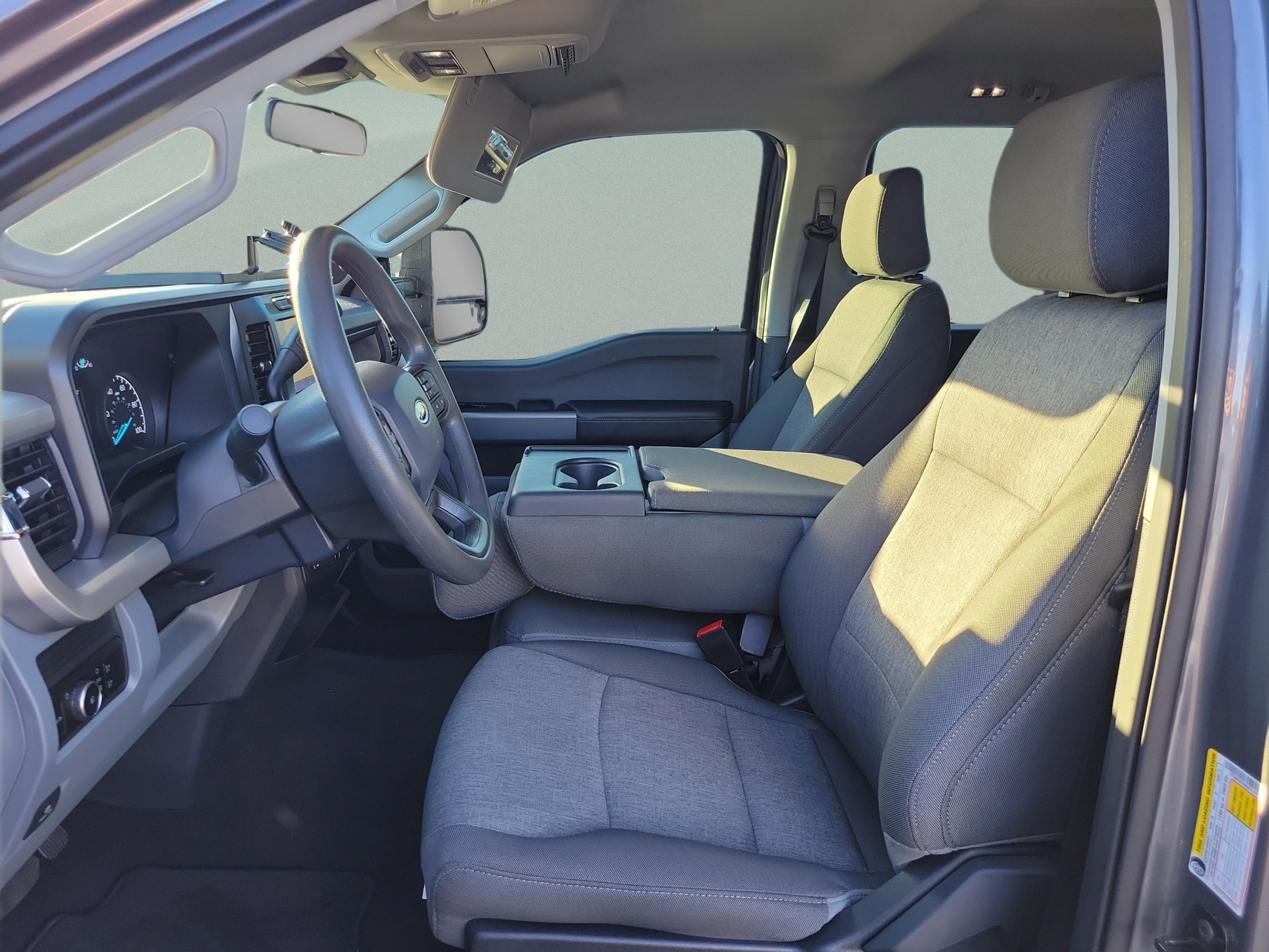 Used 2024 Ford F250 XL w/ STX Appearance Package AWD/4WD image 19