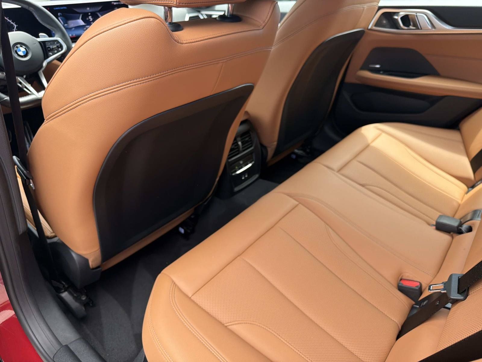 Used 2025 BMW M440i RWD image 9